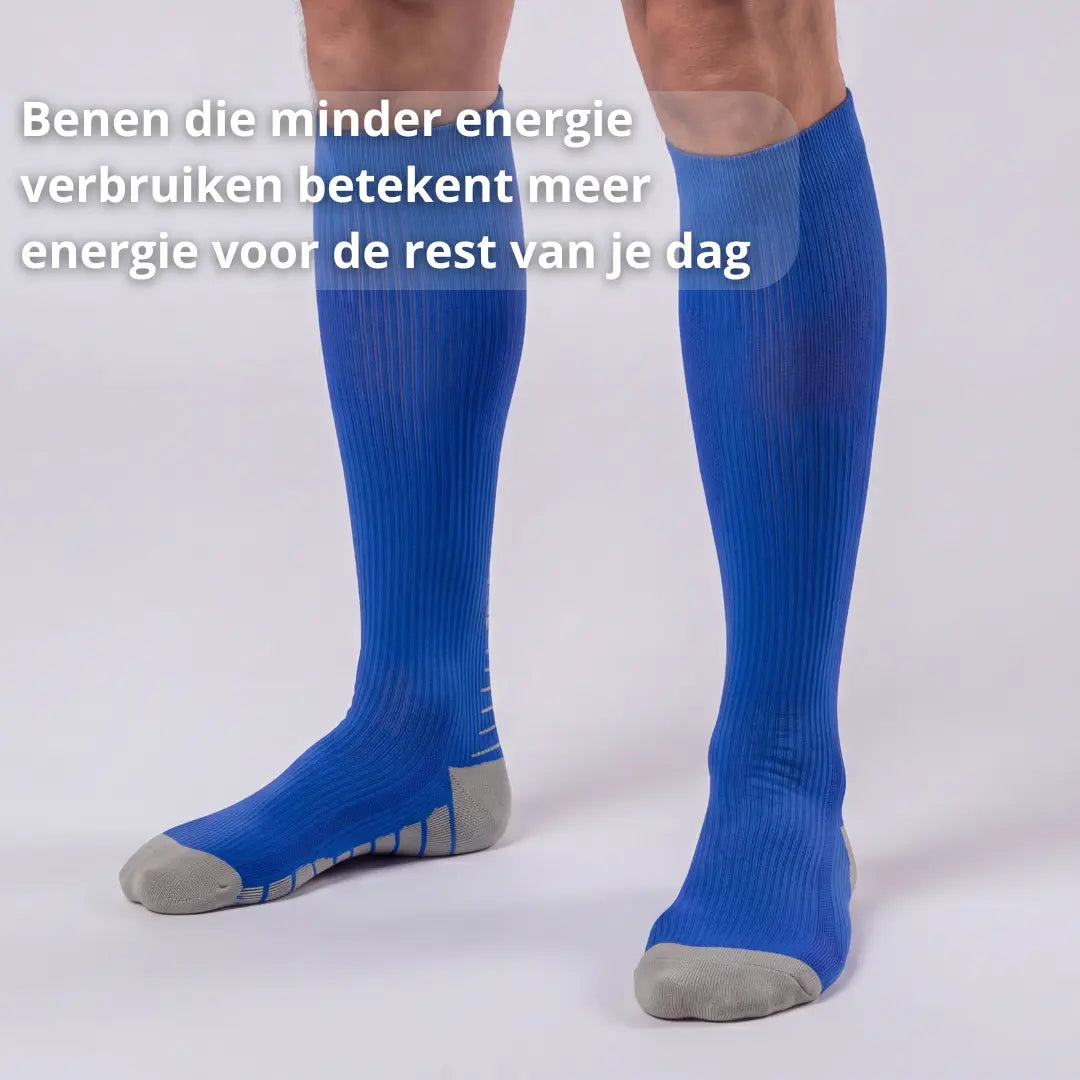 compressiekousen heren zware benen, werkdag staand beroep, enkels normaal blijven, zware benen oplossing, lang staan lopen werk, marineblauw zwart heren, benen licht dagelijks, autorijden reizen enkels, graduele compressie heren, compressiekousen heren dagelijks gebruik